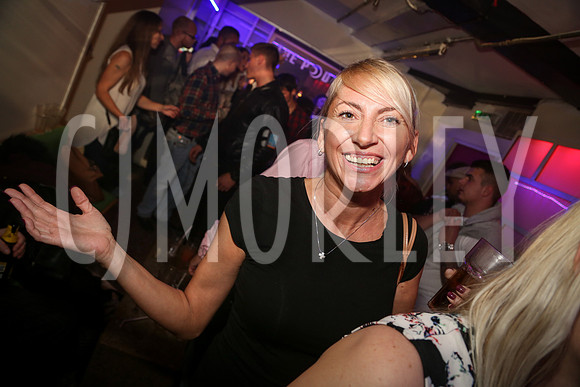 CJM-20151004-6895
